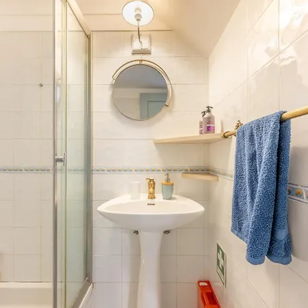 Lovely Vacation In A Picturesque Countryside Dom wakacyjny