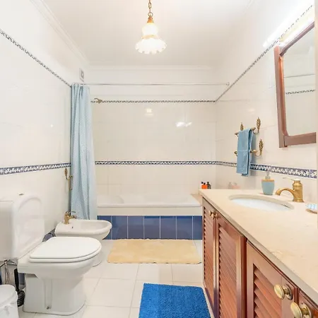 Dom wakacyjny Lovely Vacation In A Picturesque Countryside