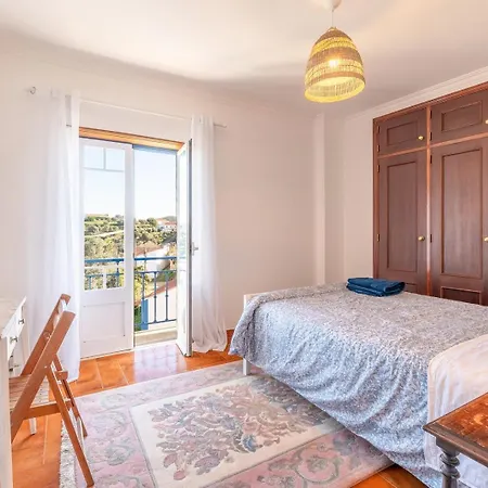 Dom wakacyjny Lovely Vacation In A Picturesque Countryside Carvoeira