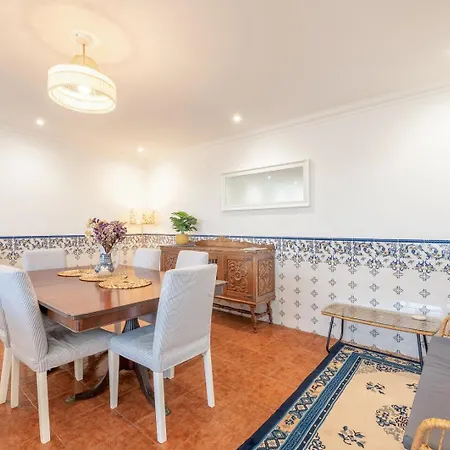 Dom wakacyjny Lovely Vacation In A Picturesque Countryside *