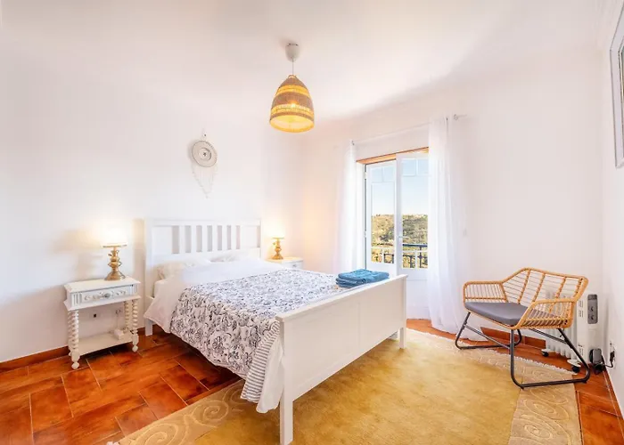 Lovely Vacation In A Picturesque Countryside